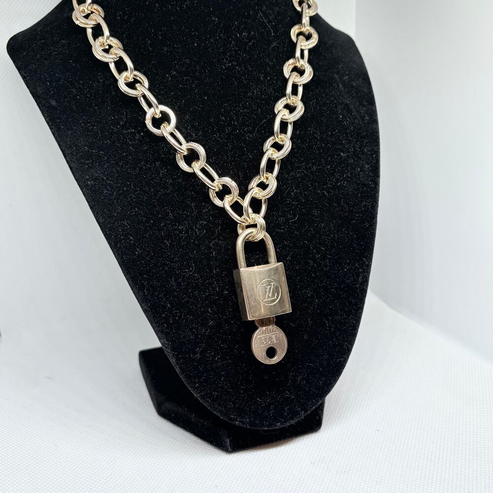 Authentic Louis Vuitton Lock & Key #219 w/ a Gold Figaro Necklace - Copper Key - Picture 4 of 7